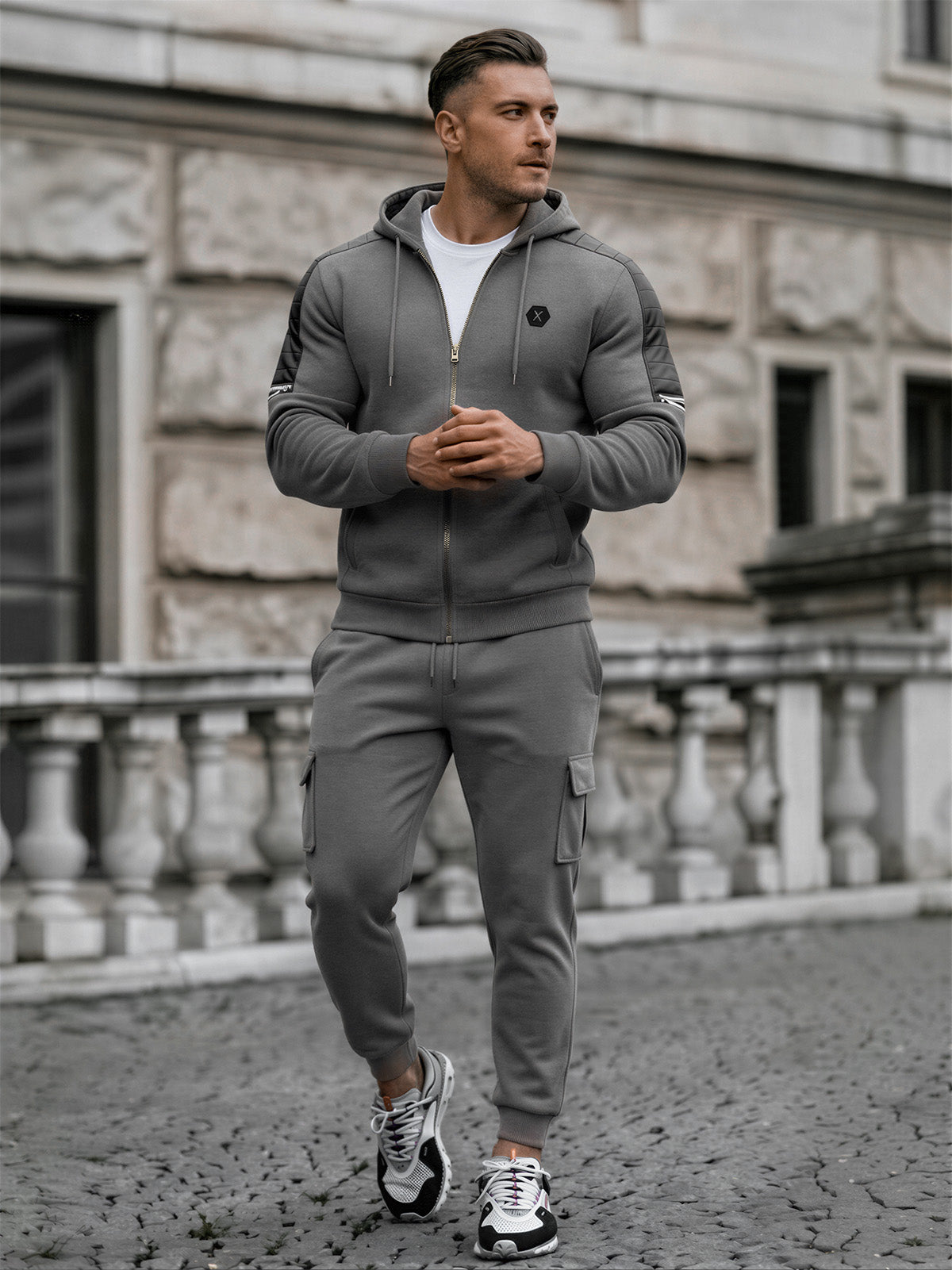 TZ09 Men's Zip Up Hoodie Tracksuit 2 Piece Matching Outfit with Zipper Pockets