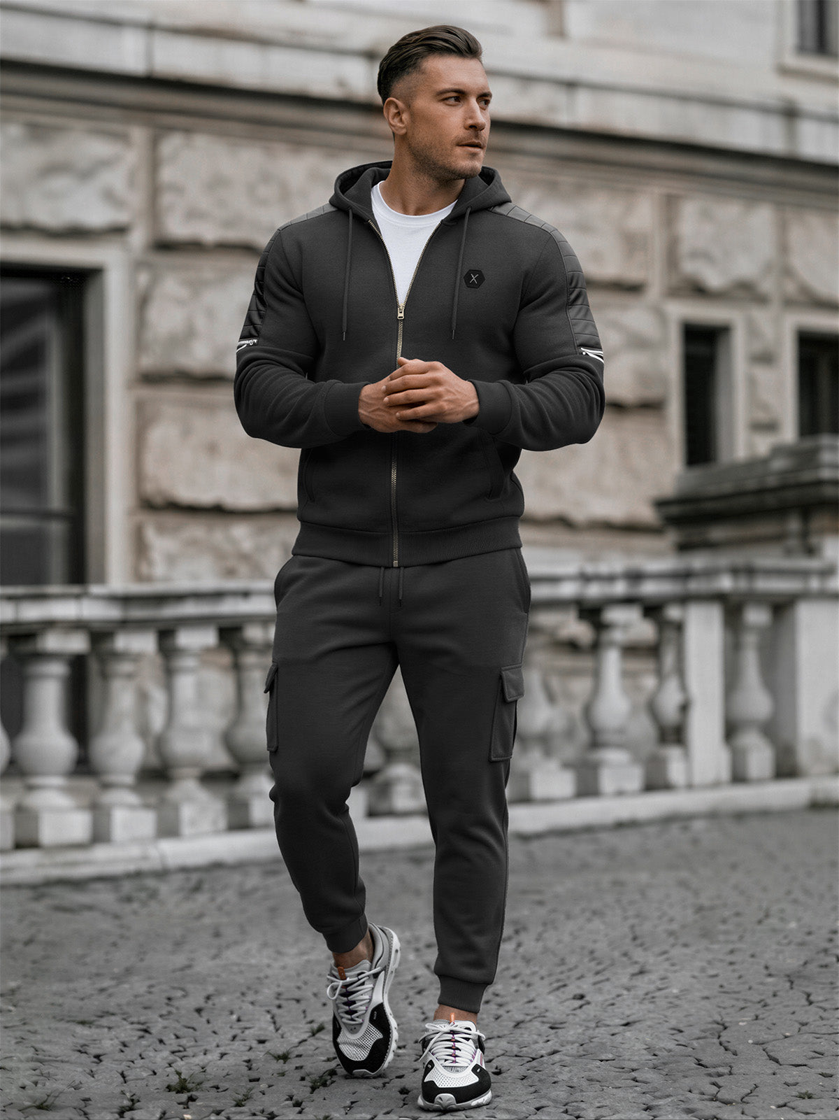 TZ09 Men's Zip Up Hoodie Tracksuit 2 Piece Matching Outfit with Zipper Pockets
